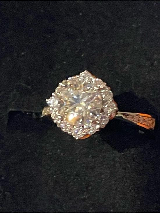 Jewelry - Moissanite Sterling Silver 1CTW Halo Ring size 5